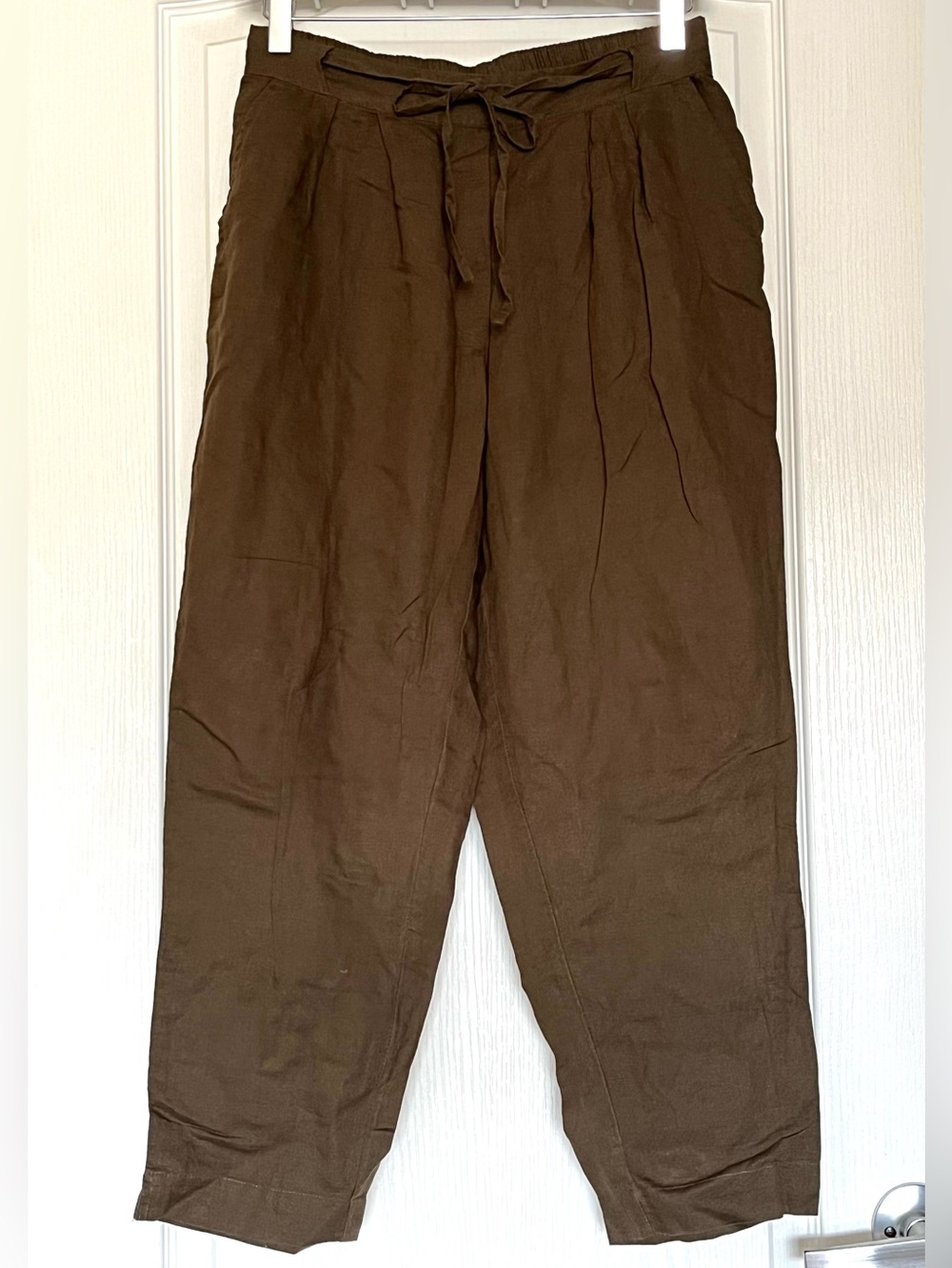 Fame Forever Olive Green High Rise Capri Pants 28 Pleated Drawstring Linen Blend